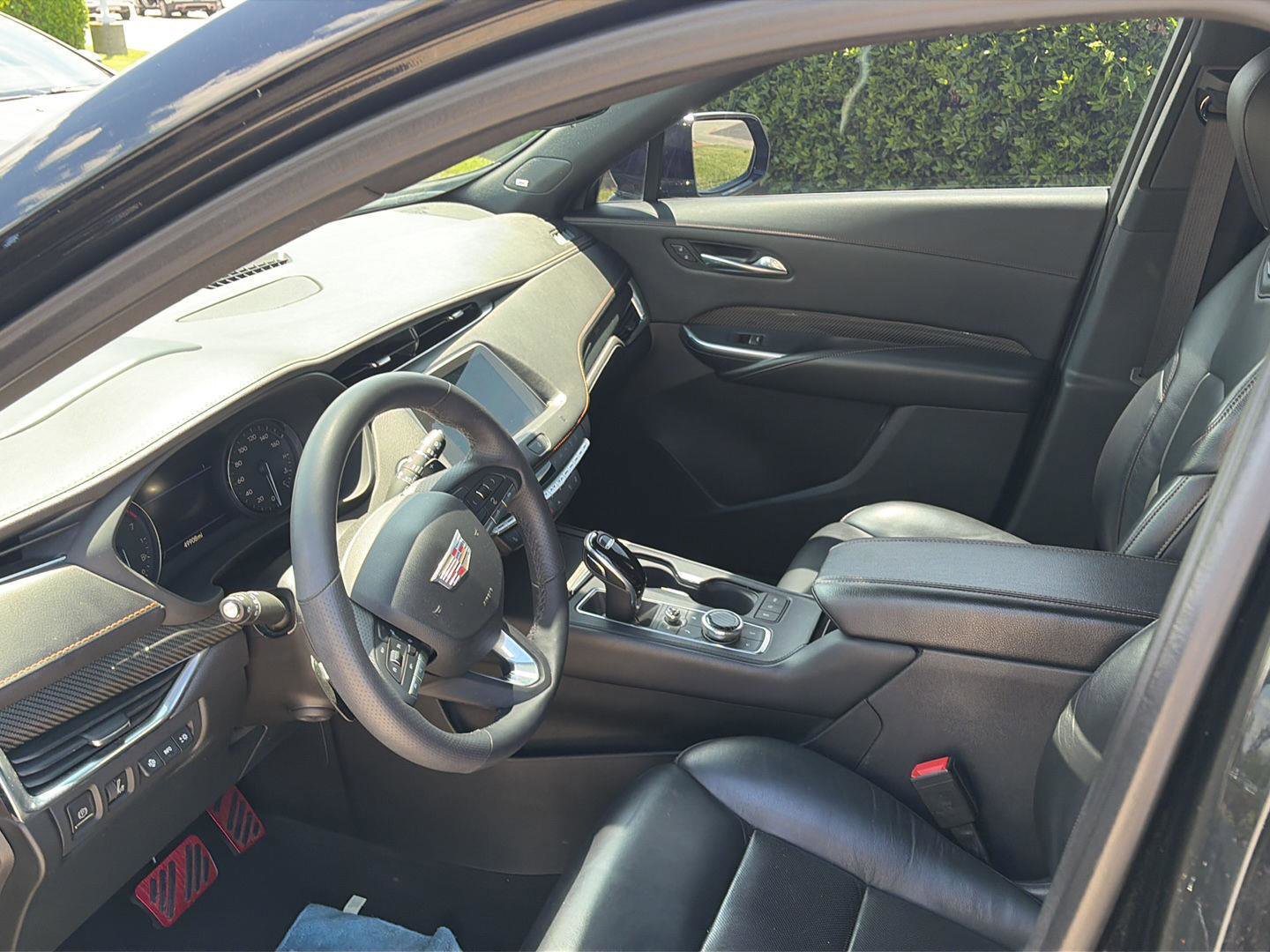 Used 2021 Cadillac XT4 Sport AWD/4WD image 4