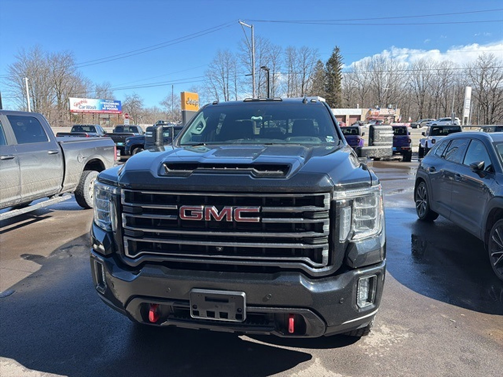 Used 2020 GMC Sierra 2500 AT4 w/ AT4 Premium Package image 2