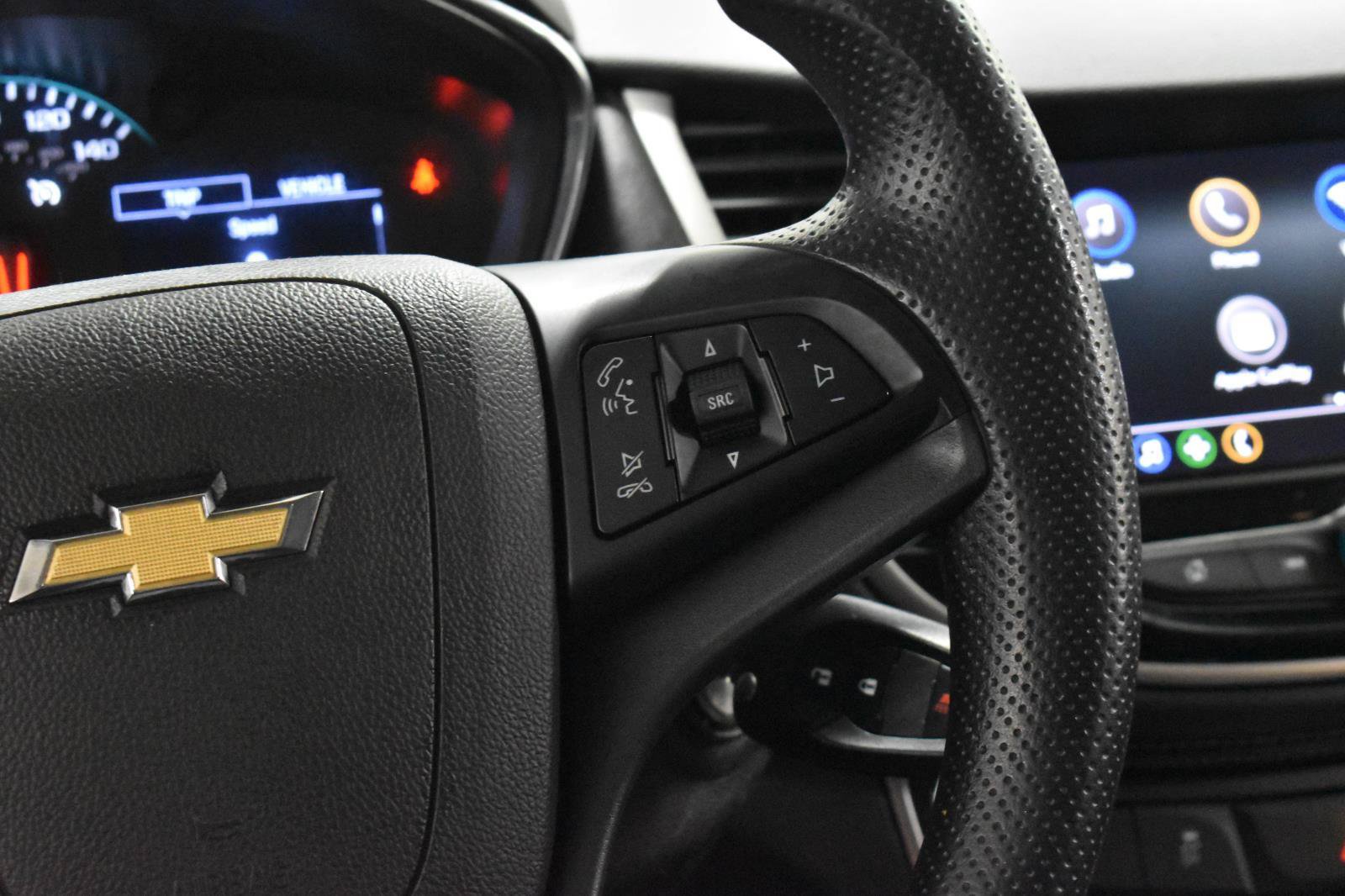 Used 2020 Chevrolet Trax LT FWD image 10