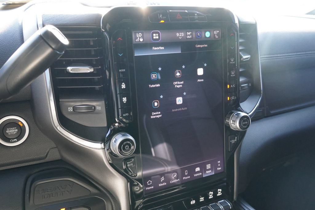 New 2026 RAM 3500 Laramie AWD/4WD image 24