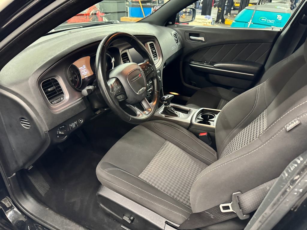 Used 2023 Dodge Charger SXT image 13