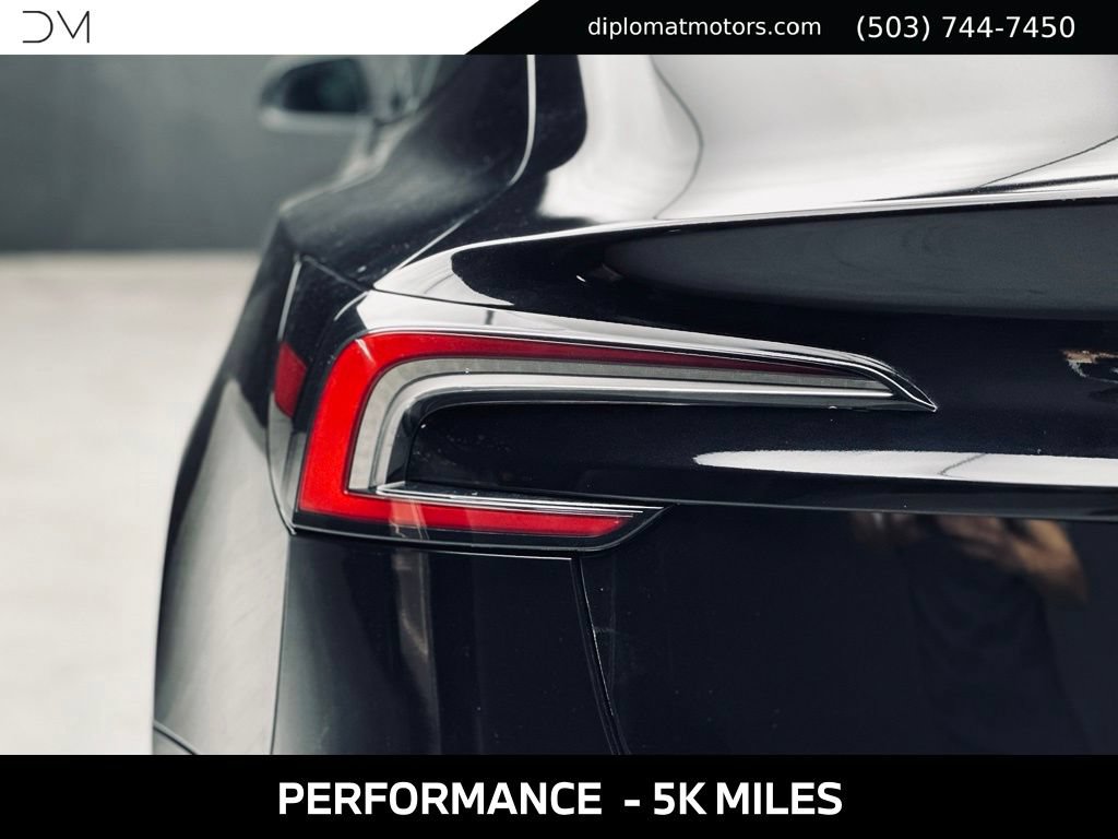 Used 2025 Tesla Model 3 Performance AWD/4WD image 15
