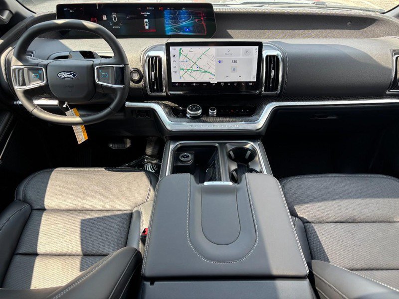 New 2027 Ford Expedition Platinum w/ Stealth Performance Package AWD/4WD image 16