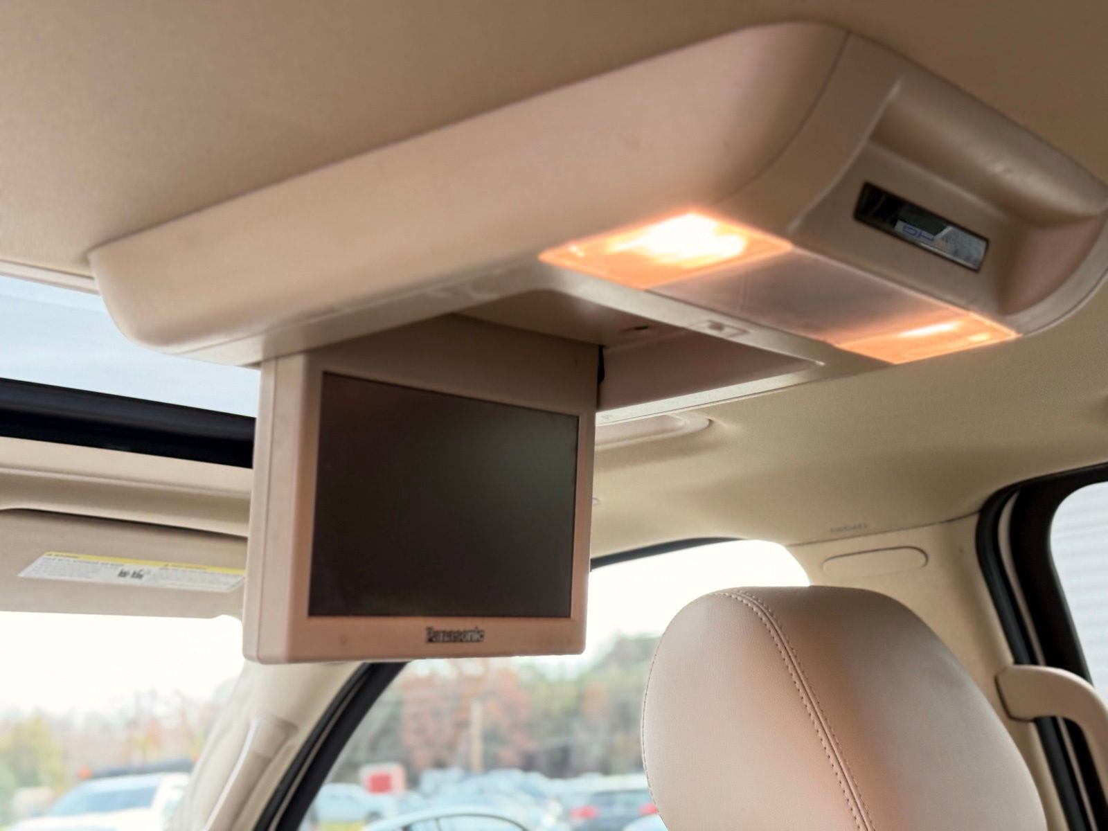 Used 2012 Cadillac Escalade ESV Luxury image 52