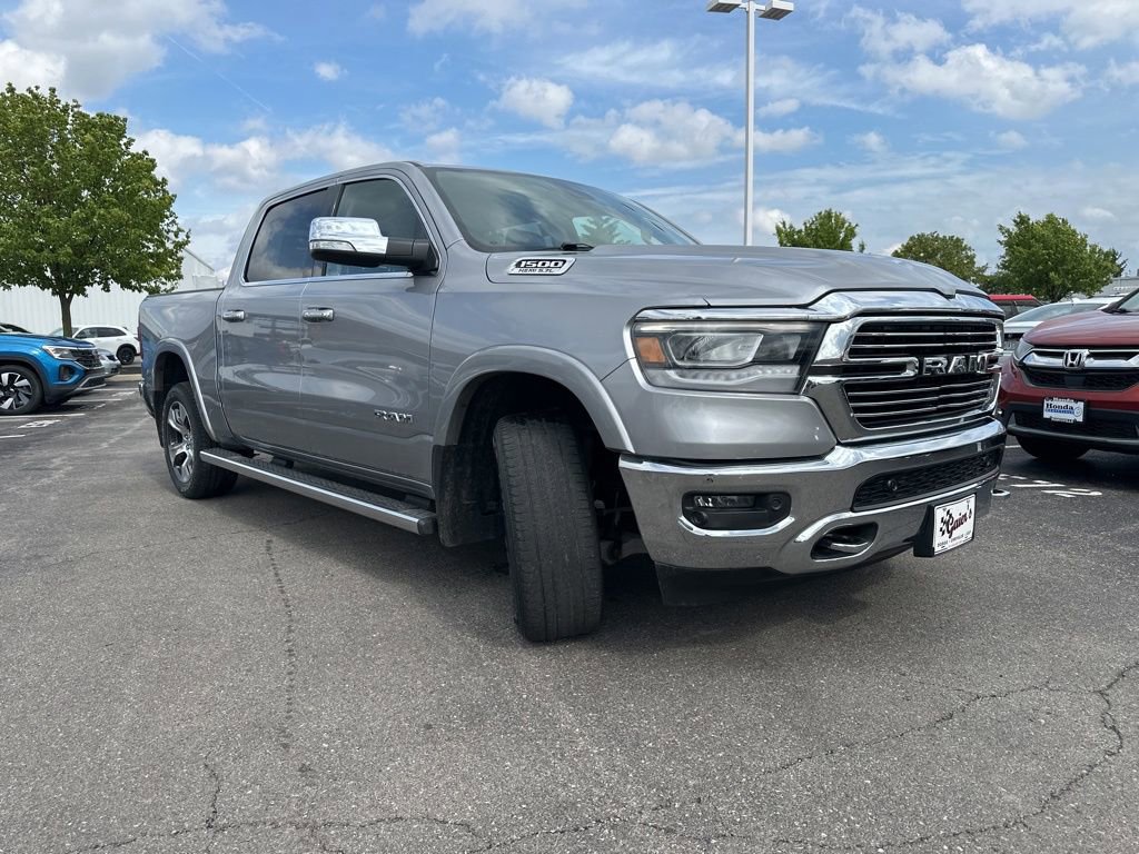 Used 2019 RAM 1500 Laramie AWD/4WD image 12