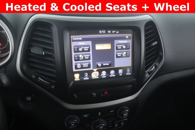 Used 2018 Jeep Cherokee Trailhawk w/ Quick Order Package 25L AWD/4WD image 4