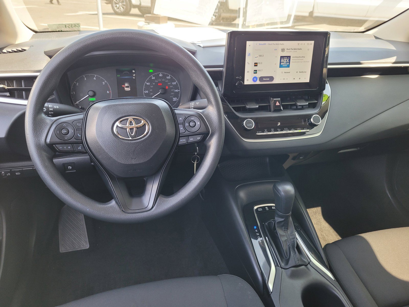 Used 2023 Toyota Corolla LE FWD image 18