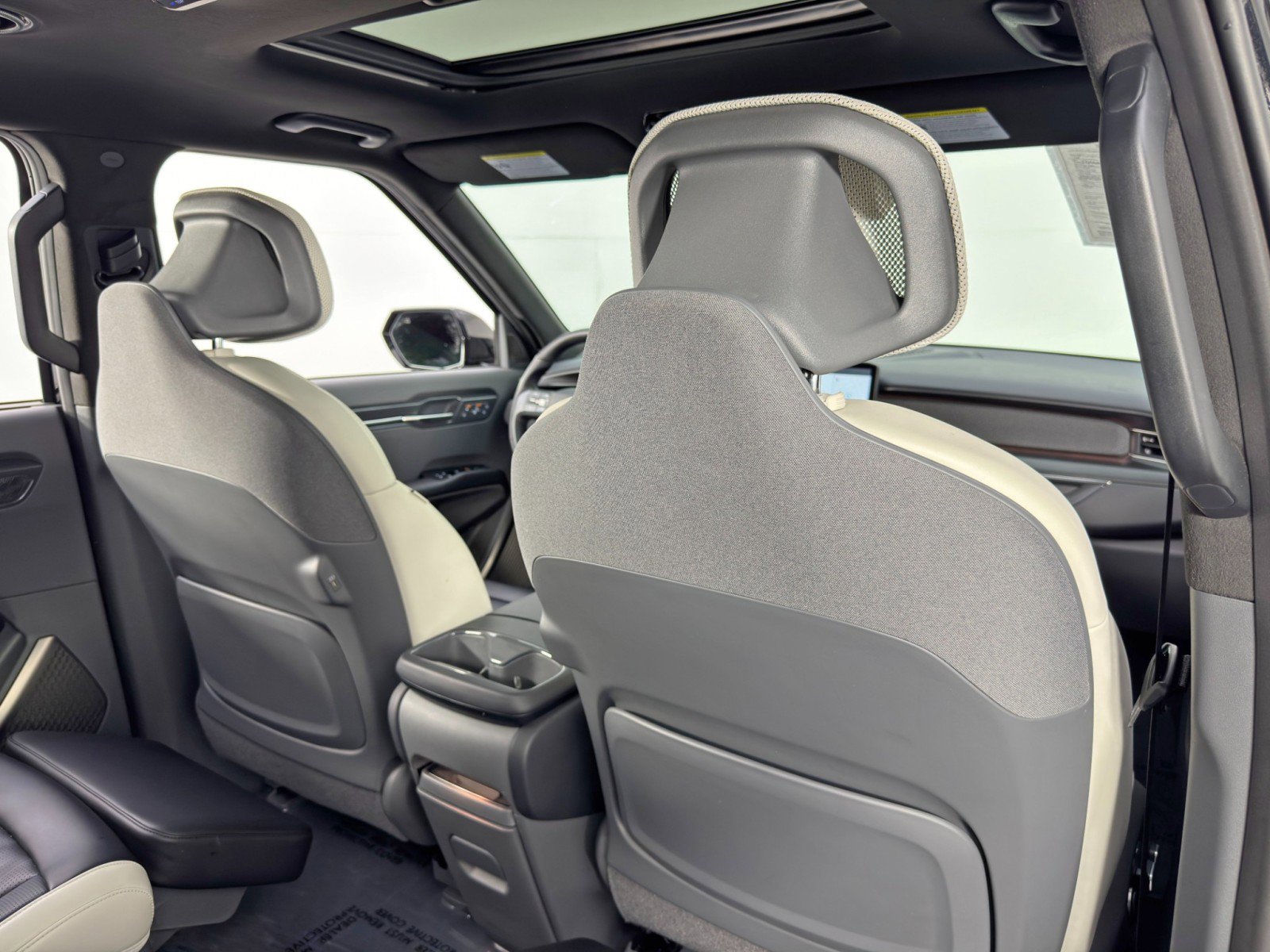 Used 2024 Kia EV9 GT-Line image 39