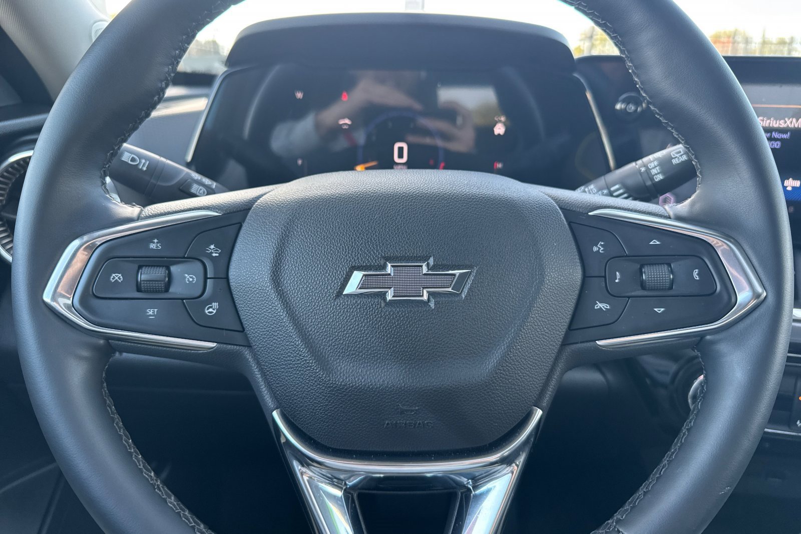 Used 2025 Chevrolet Trax ACTIV w/ Sunroof Package image 36