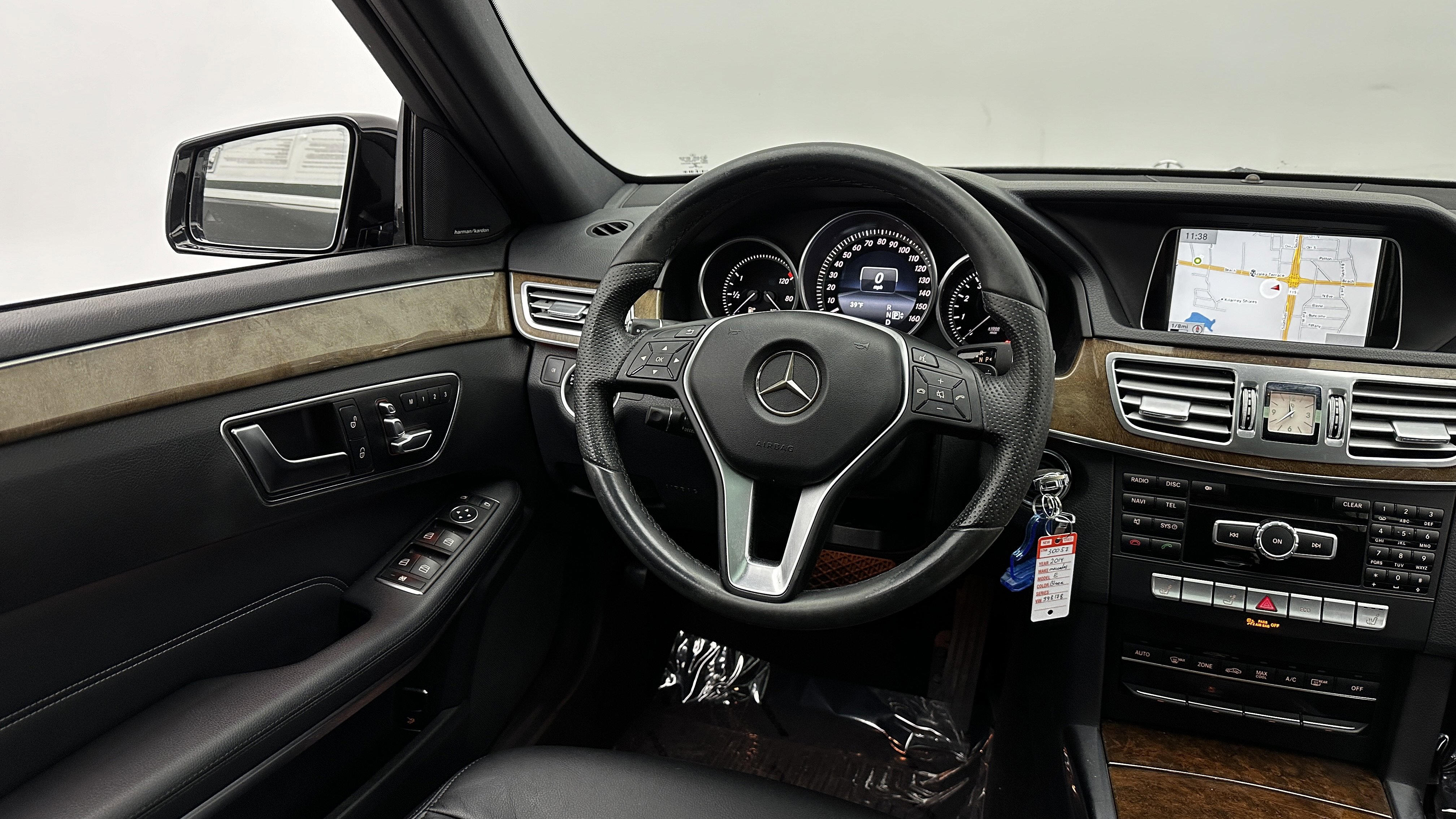 Used 2014 Mercedes-Benz E 350 4MATIC Wagon w/ Premium 1 Package image 26