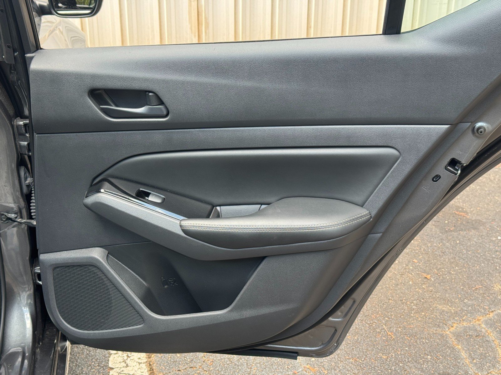 Used 2023 Nissan Altima 2.5 SV FWD image 39