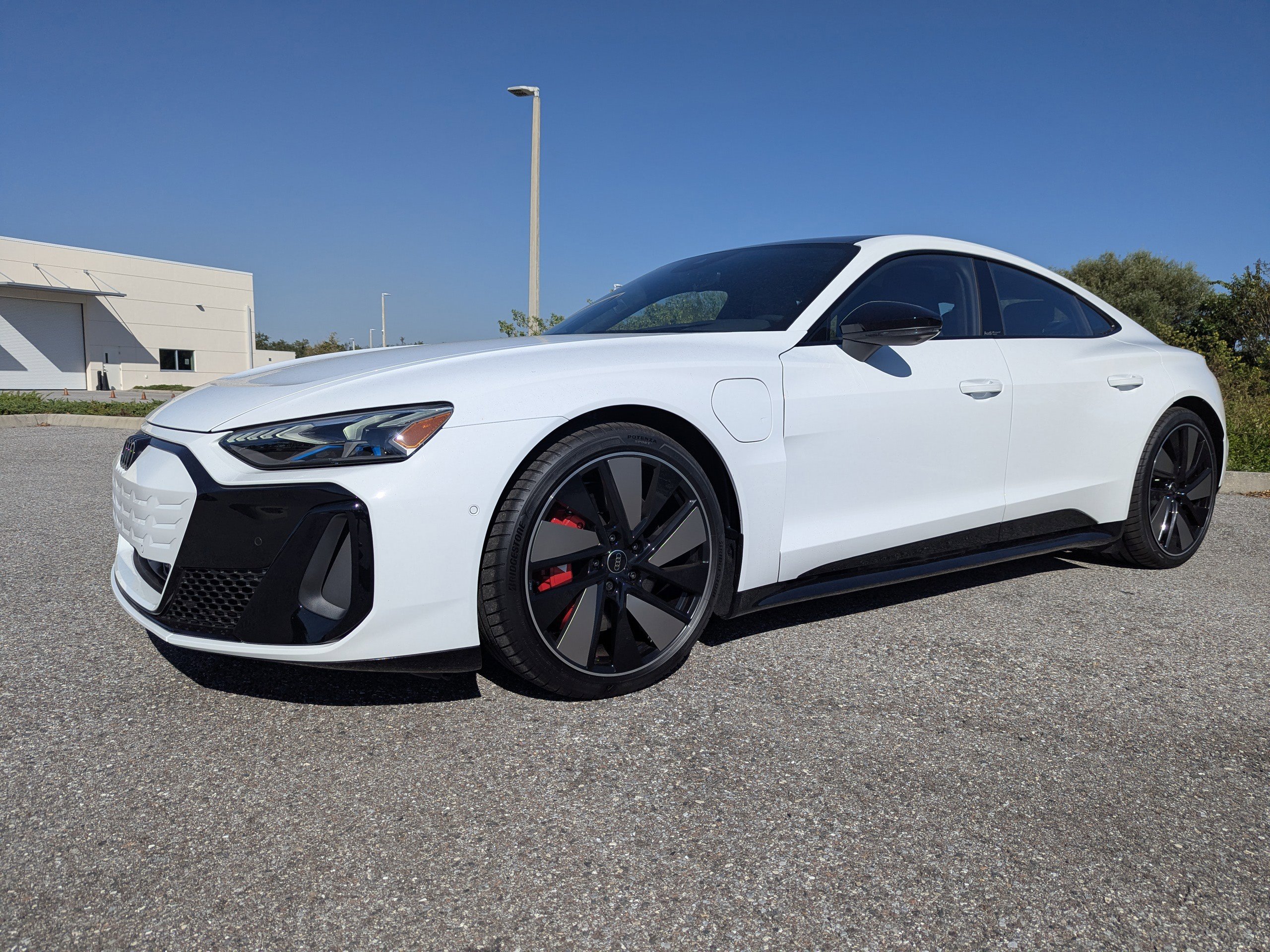 New 2026 Audi S e-tron GT Prestige image 8