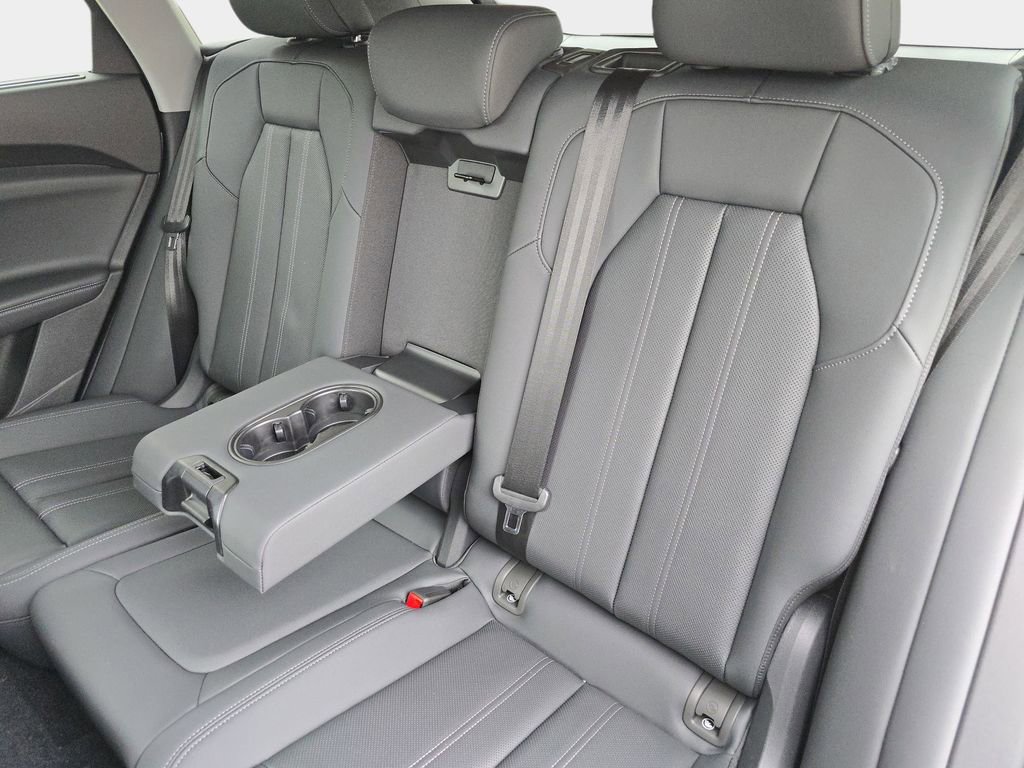 New 2026 Audi Q5 Premium Plus image 14