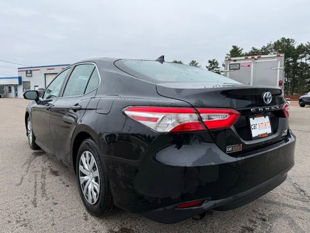 Used 2019 Toyota Camry LE FWD image 7