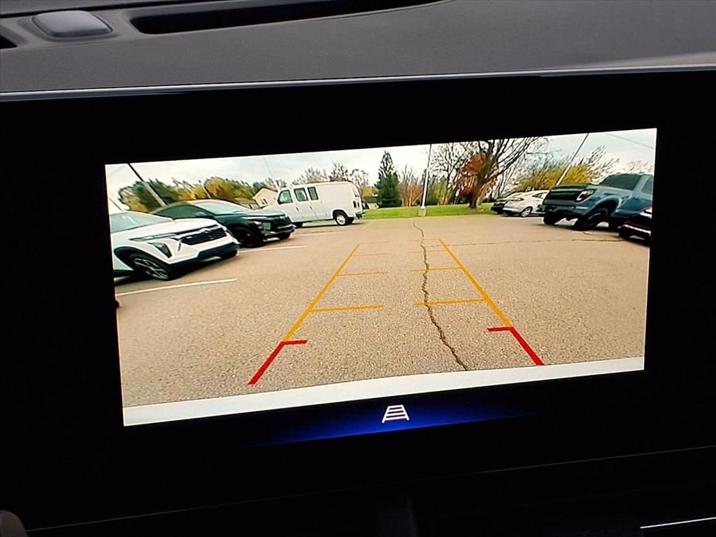 New 2026 Chevrolet Trax RS w/ Sunroof Package image 21