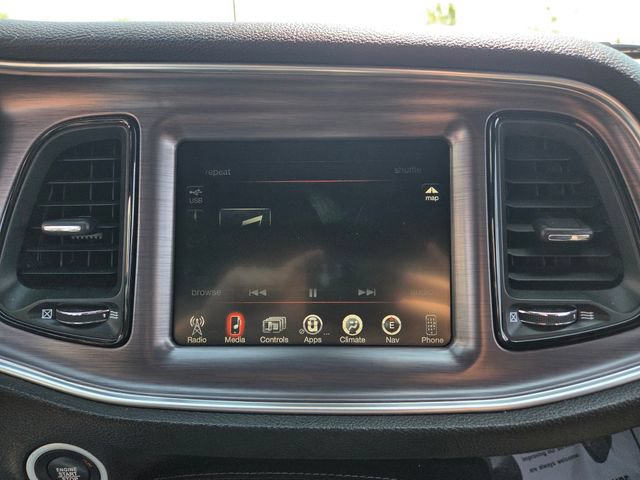Used 2016 Dodge Challenger R/T RWD image 25