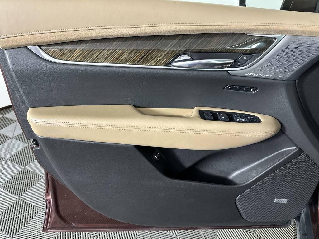 Used 2023 Cadillac XT6 Sport w/ Platinum Package AWD/4WD image 25