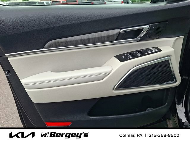 Certified 2024 Kia Telluride SX Prestige w/ Towing Package AWD/4WD image 17
