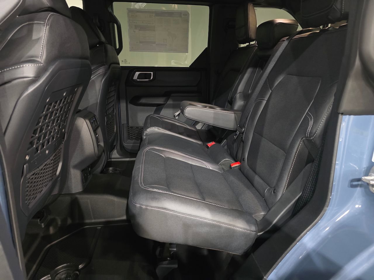 New 2025 Ford Bronco Badlands image 33