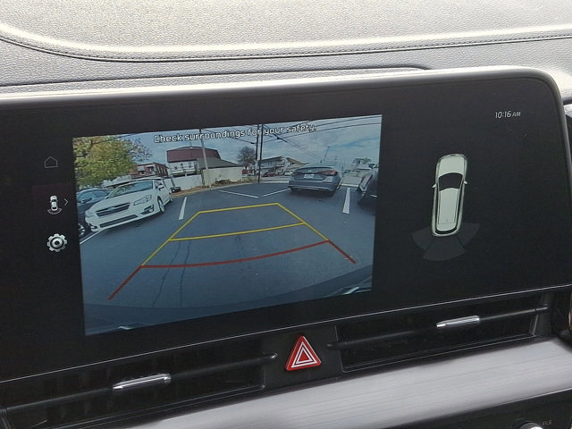 Used 2023 Kia Sportage EX image 18