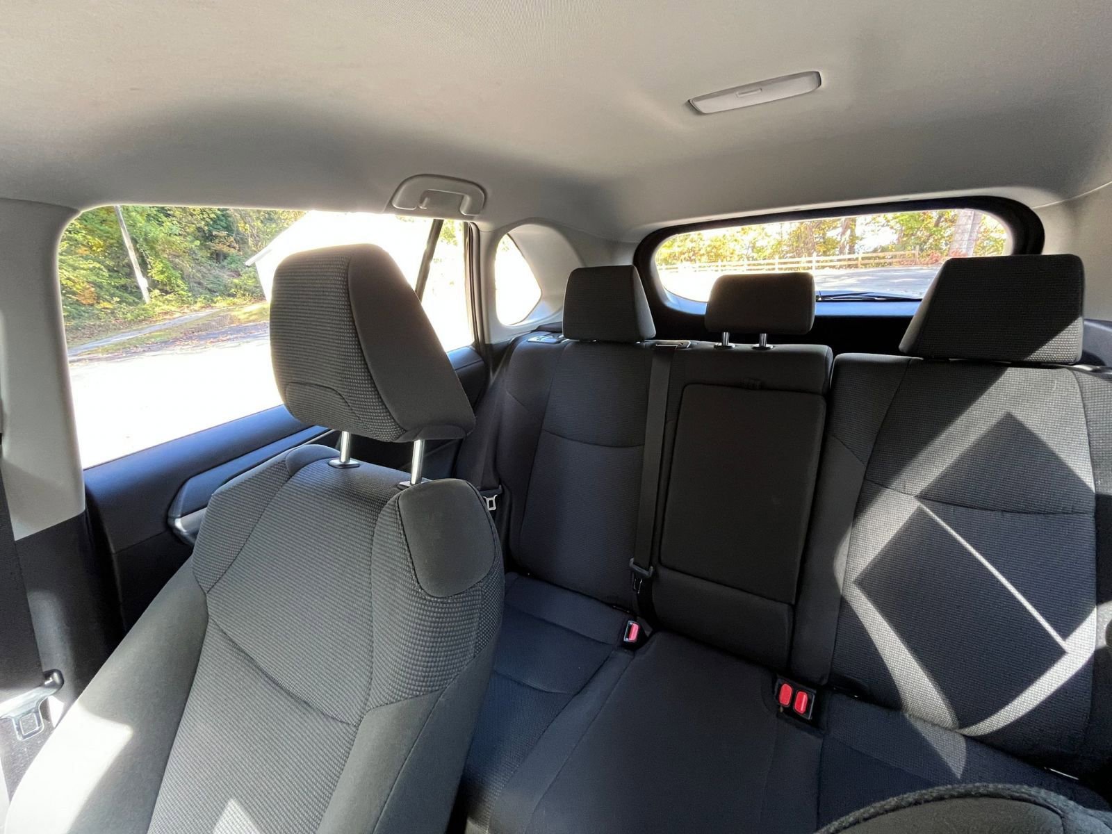 Used 2025 Toyota RAV4 LE image 35