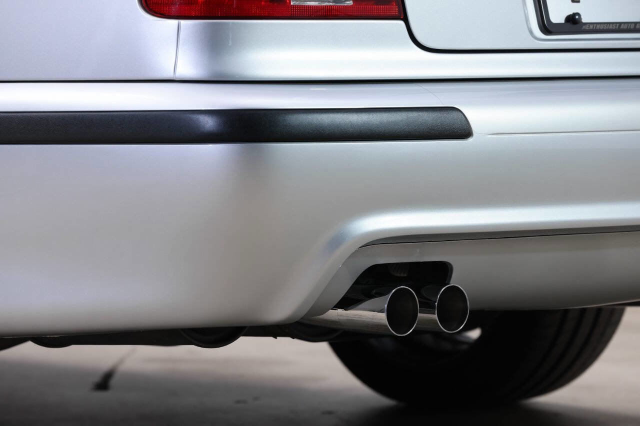 Used 2002 BMW M5 image 42