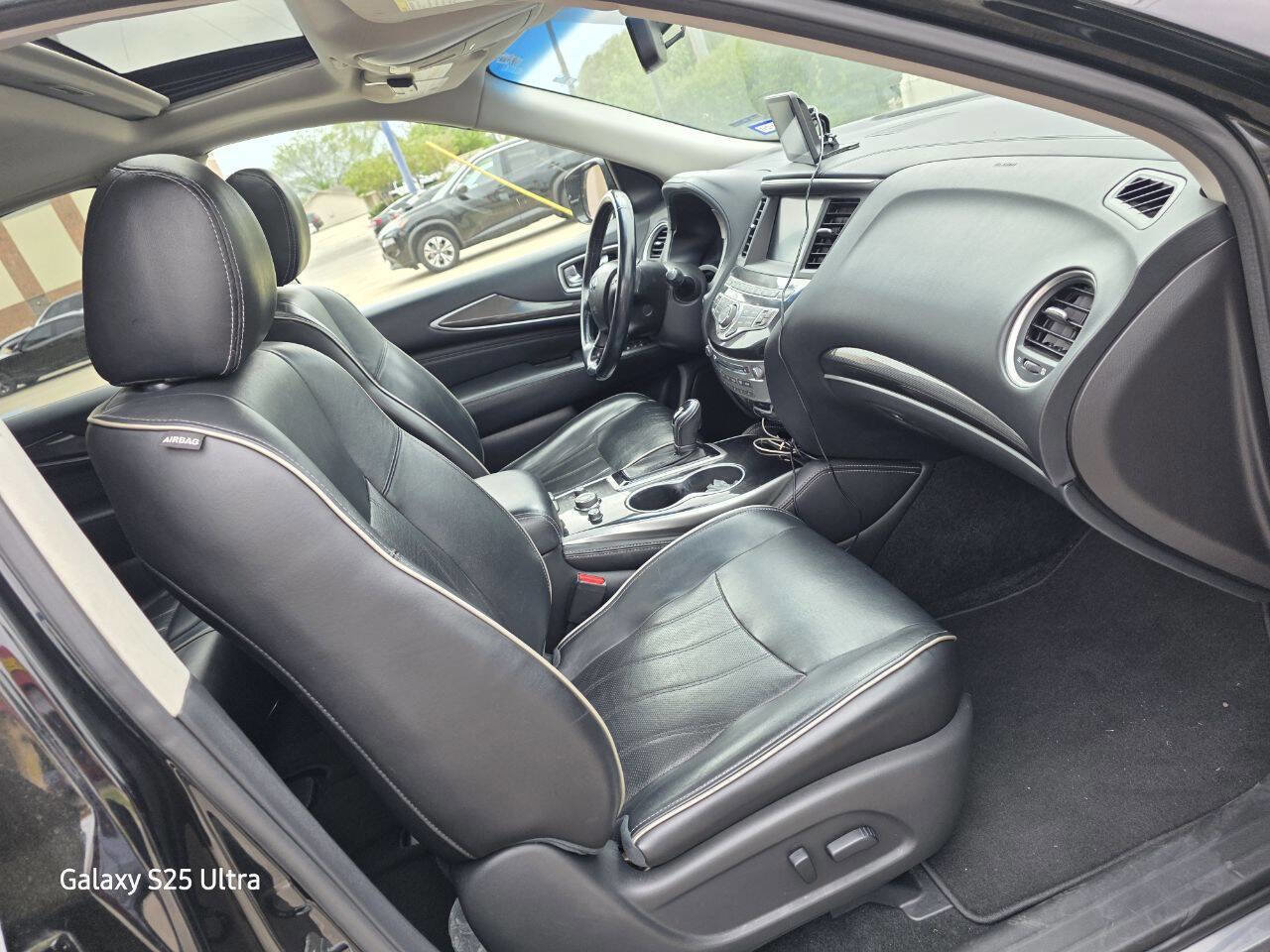 Used 2017 INFINITI QX60 FWD image 23