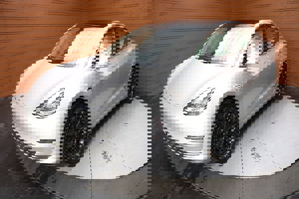 Used 2020 Tesla Model 3 Performance image 59