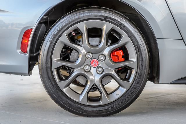 Used 2017 FIAT 124 Spider Abarth image 21