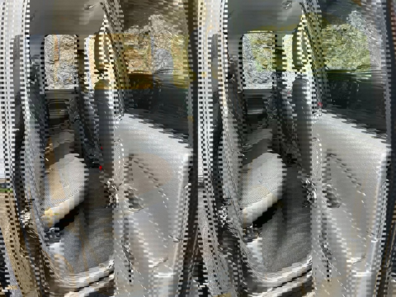 Used 2005 Dodge Ram 2500 Truck ST w/ Trailer Tow Group image 31