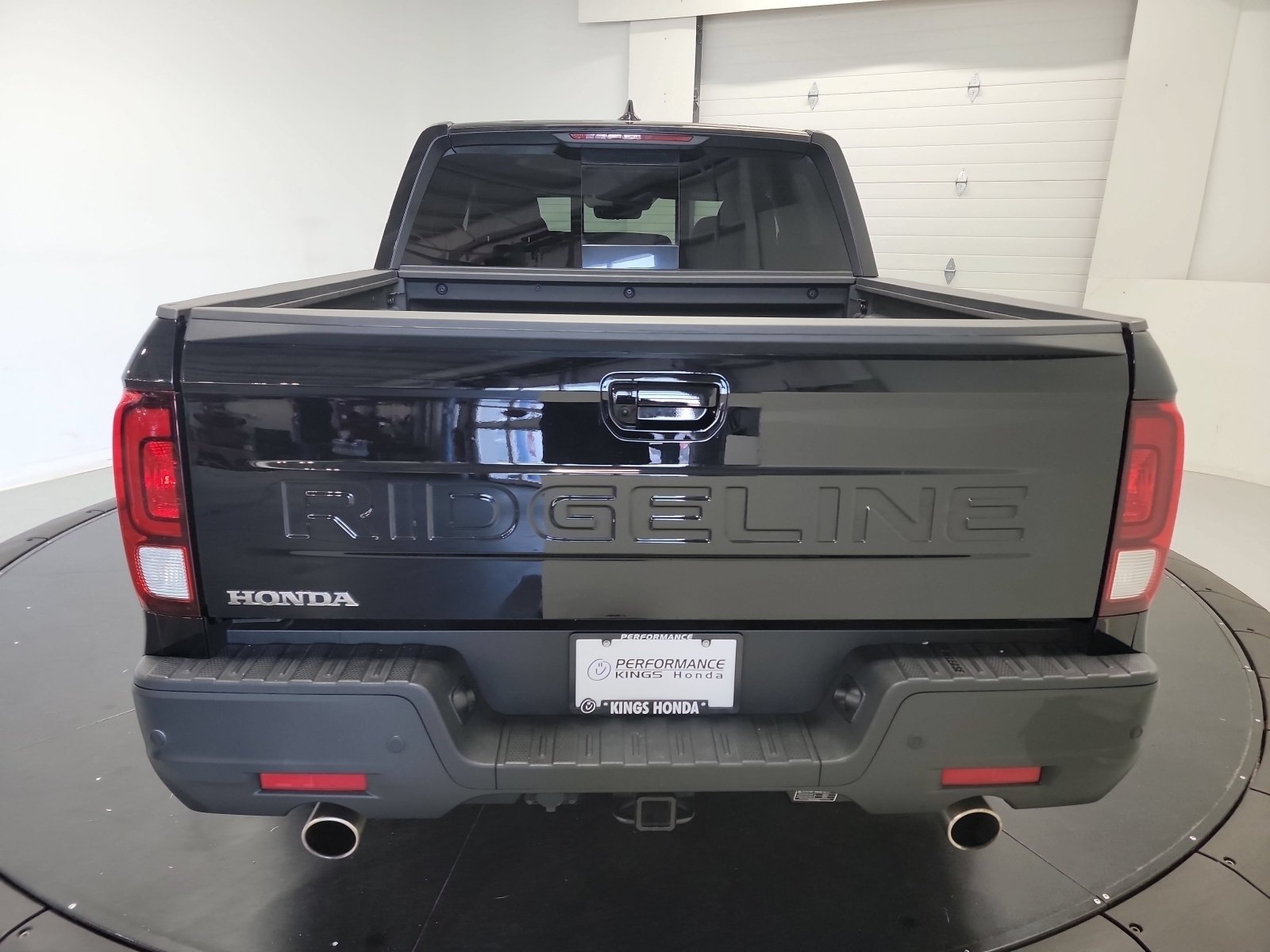 Used 2024 Honda Ridgeline Black Edition image 14