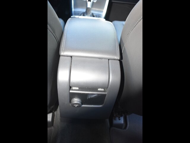 Used 2016 Volvo XC60 T5 Platinum FWD image 28