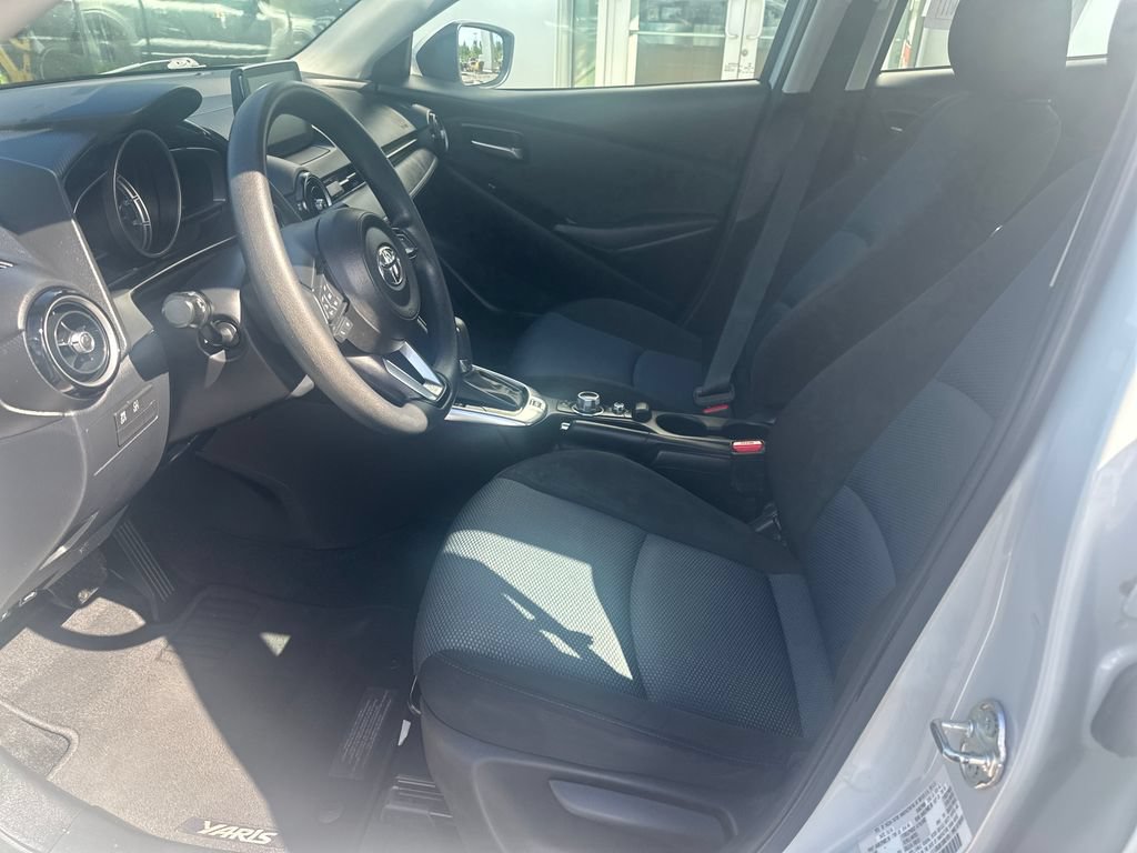 Used 2019 Toyota Yaris LE FWD image 9