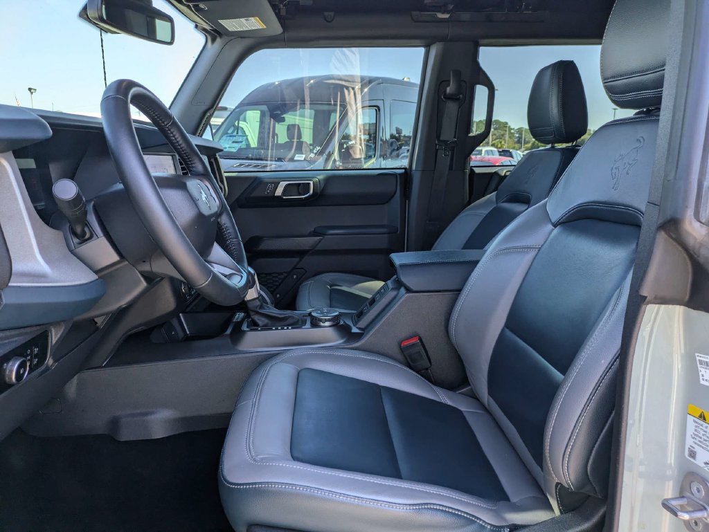 Used 2024 Ford Bronco Outer Banks AWD/4WD image 20
