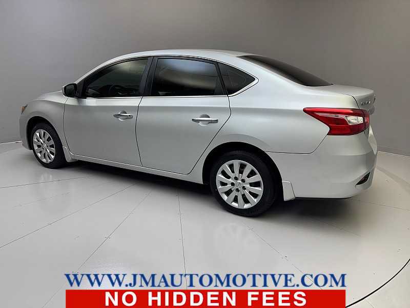 Used 2017 Nissan Sentra S FWD image 3