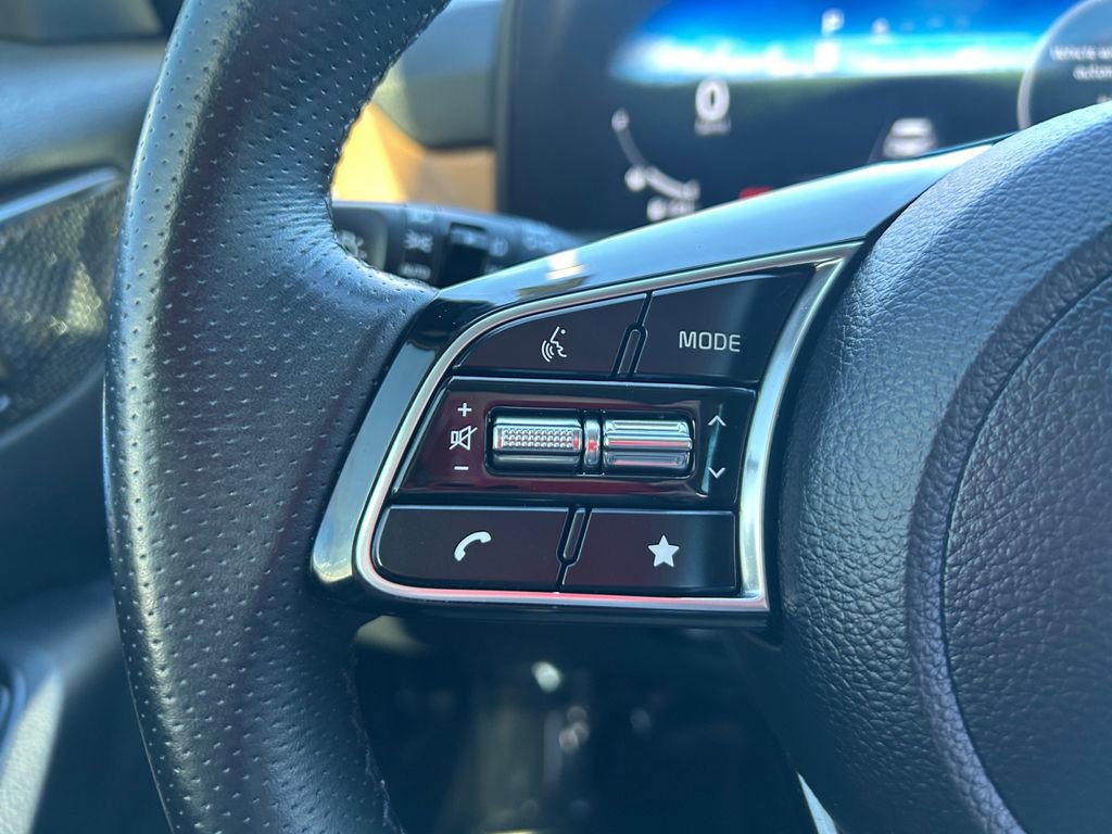 Used 2024 Kia Seltos SX w/ SX Sunroof Package image 19