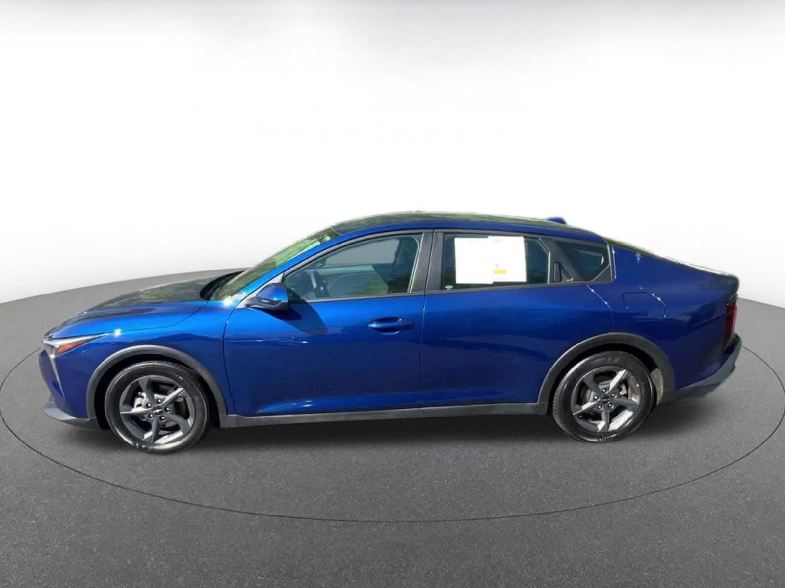 Used 2025 Kia K4 FWD image 8