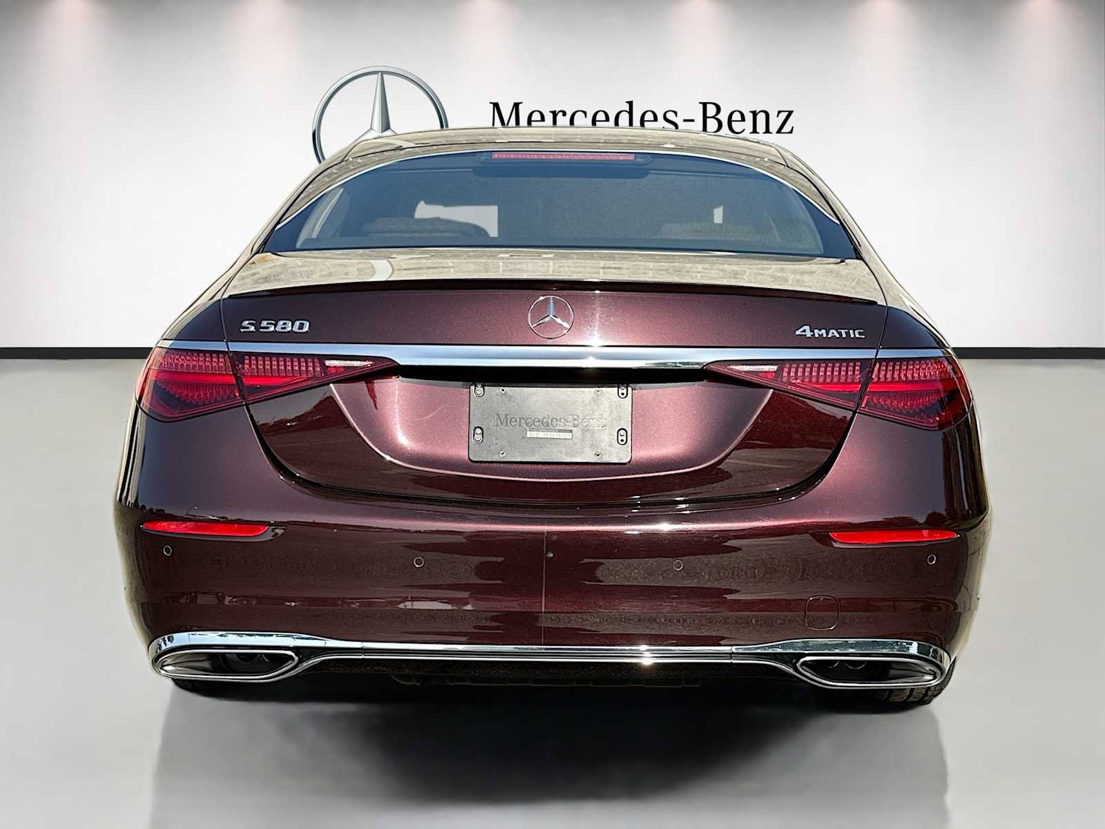 Certified 2022 Mercedes-Benz S 580 4MATIC Sedan w/ Rear Seat Package image 6