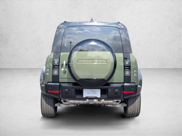 New 2026 Land Rover Defender 110 X-Dynamic SE AWD/4WD image 8