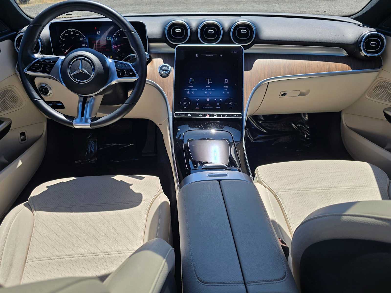 Used 2024 Mercedes-Benz C 300 Sedan image 18