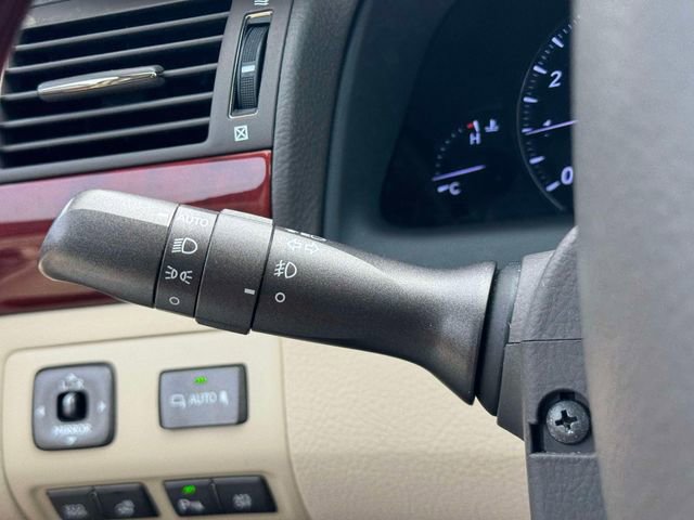 Used 2011 Lexus LS 460 L w/ Luxury Pkg image 29