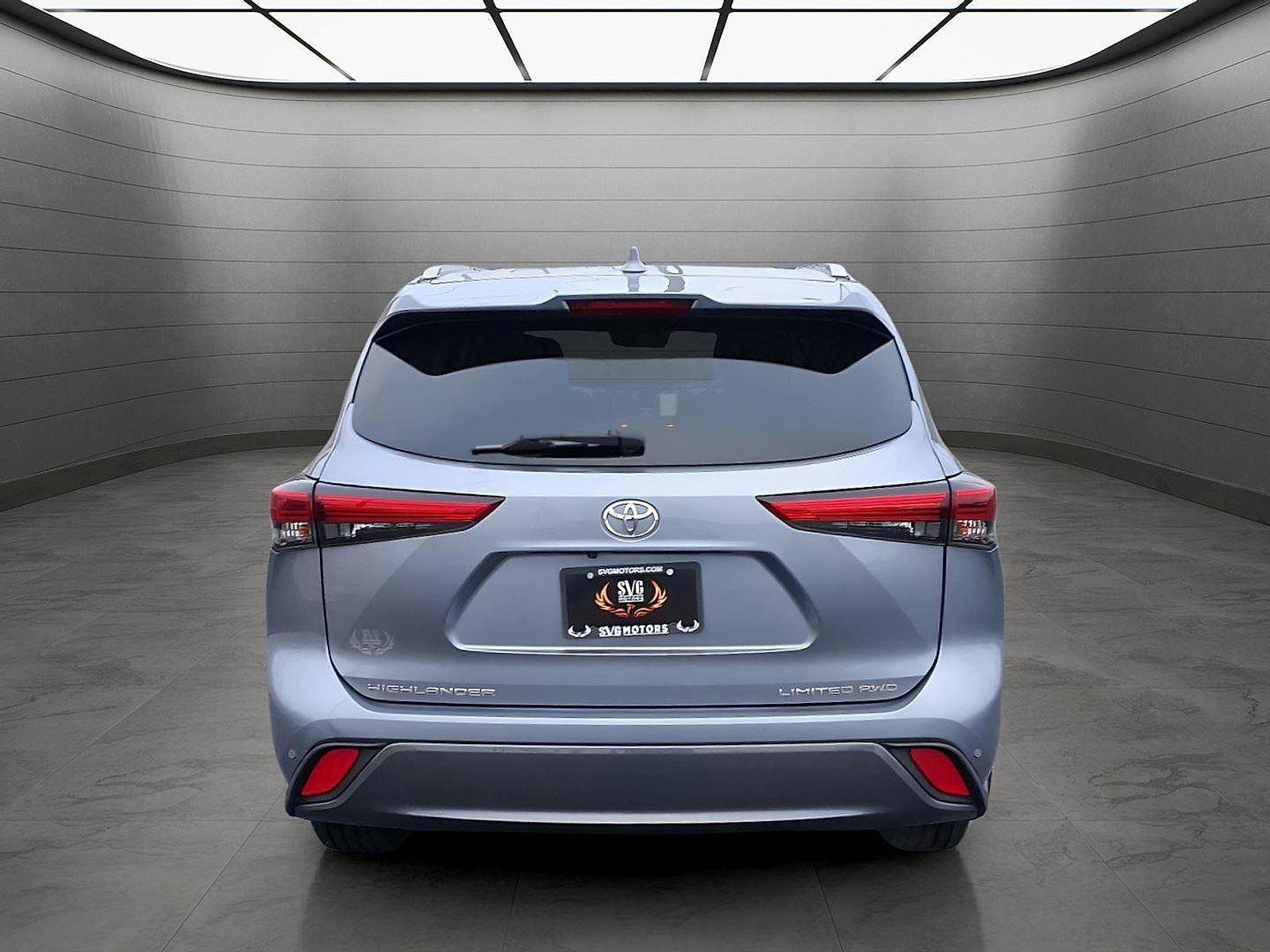 Used 2021 Toyota Highlander Limited image 4