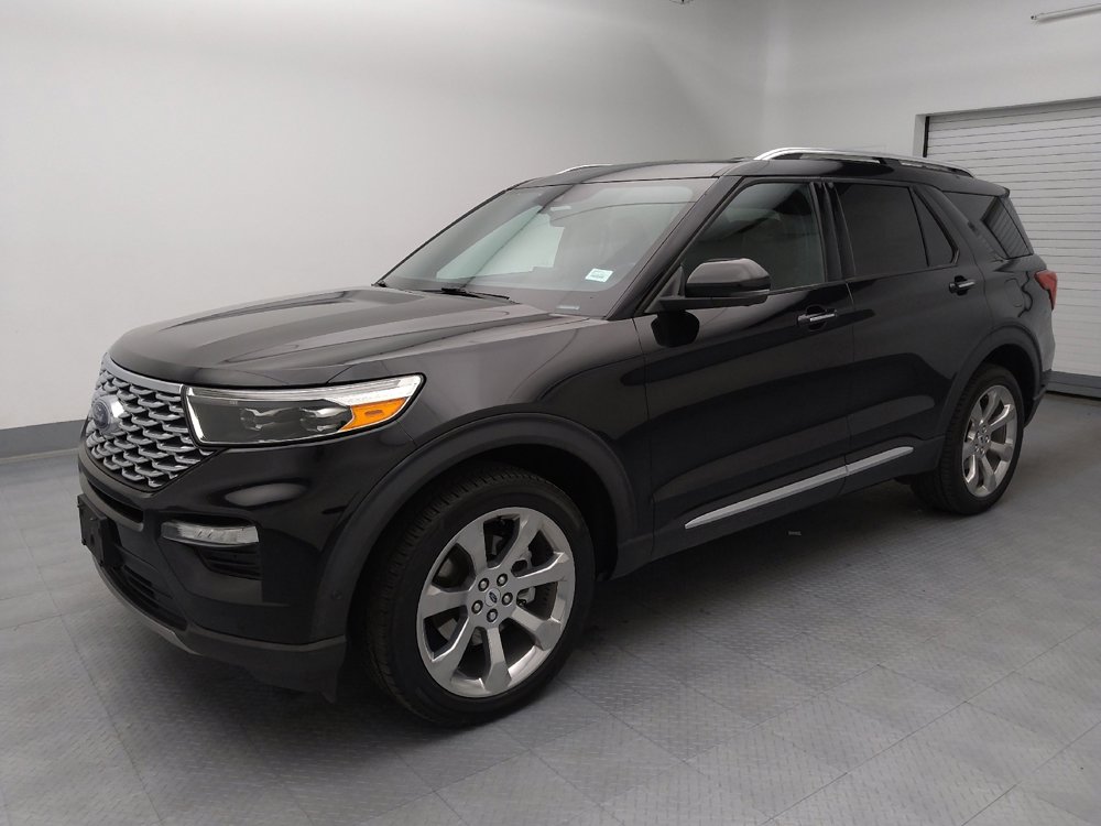 Used 2020 Ford Explorer Platinum w/ Premium Technology Package AWD/4WD image 2