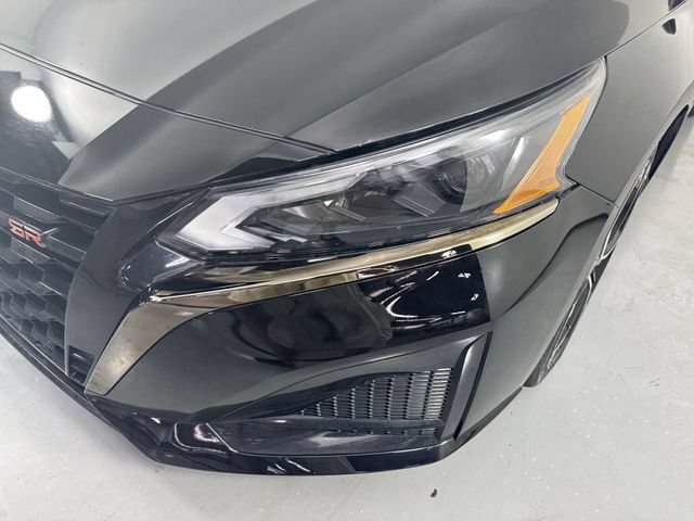Used 2024 Nissan Altima 2.5 SR FWD image 27