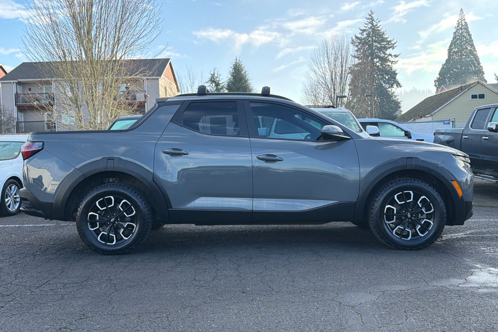 Used 2022 Hyundai Santa Cruz SEL Premium image 3