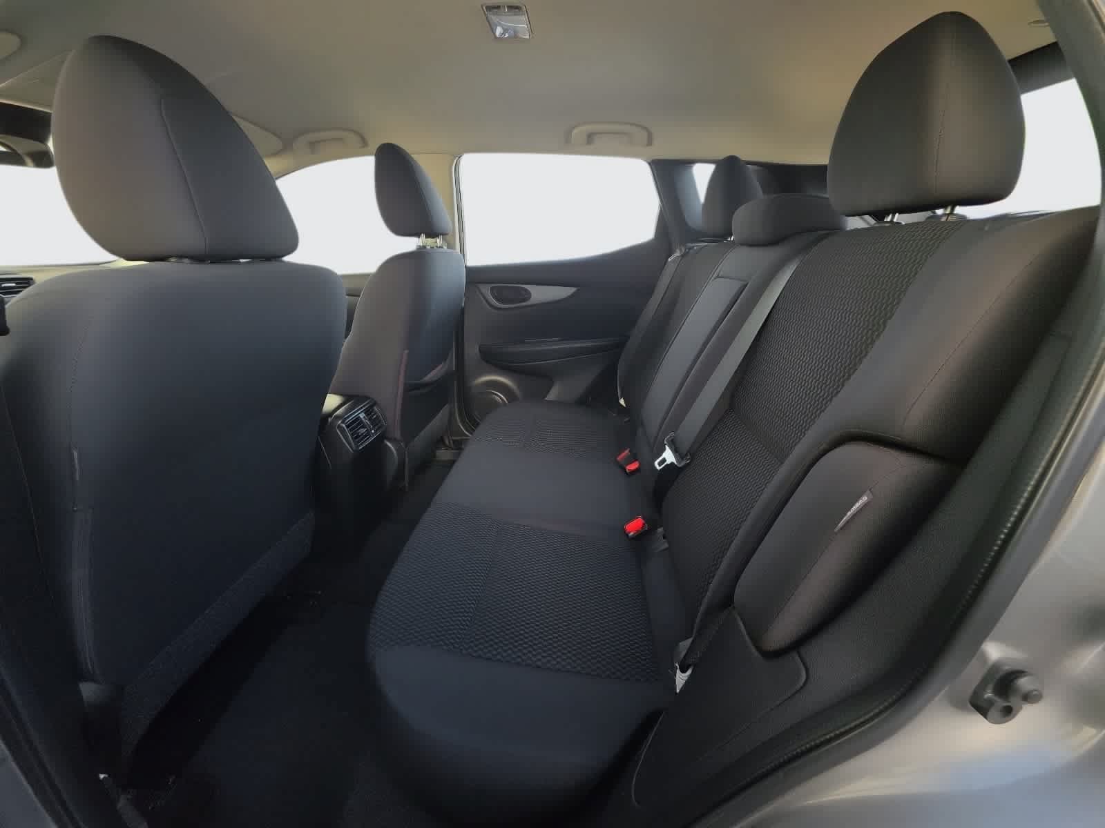 Used 2021 Nissan Rogue Sport S FWD image 30