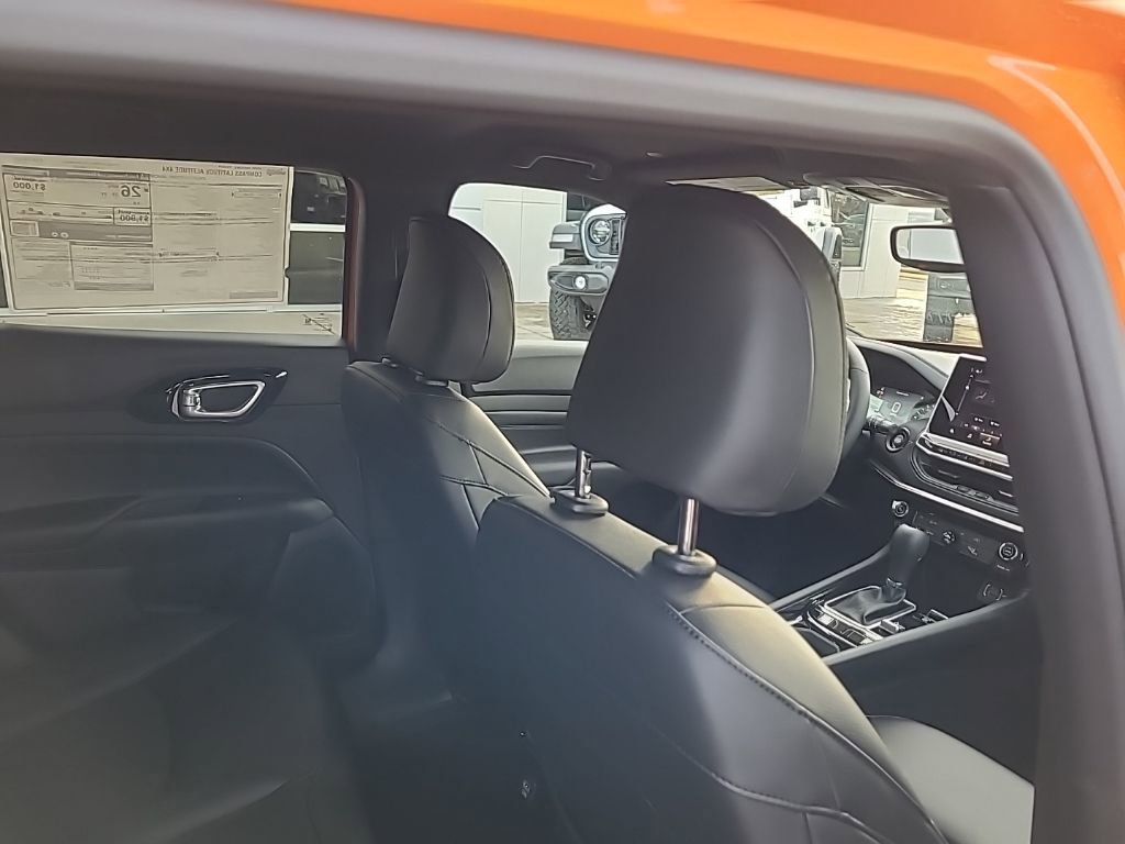 New 2026 Jeep Compass Latitude AWD/4WD image 32