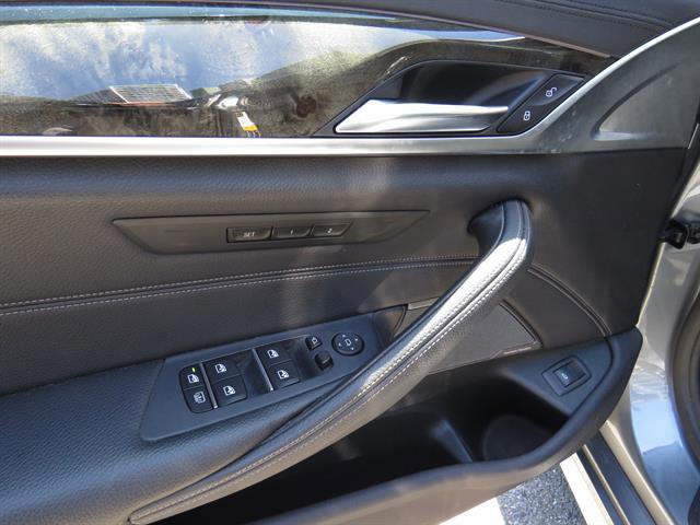 Used 2018 BMW M550i xDrive AWD/4WD image 8