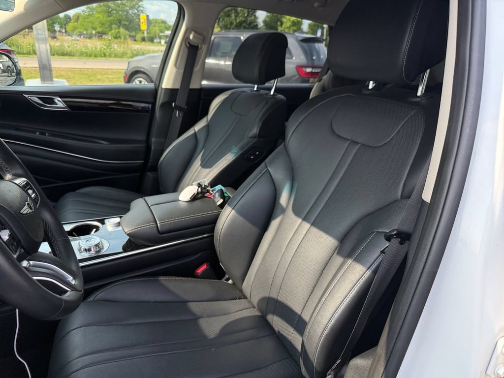 Used 2025 Genesis GV80 2.5T Standard AWD/4WD image 32