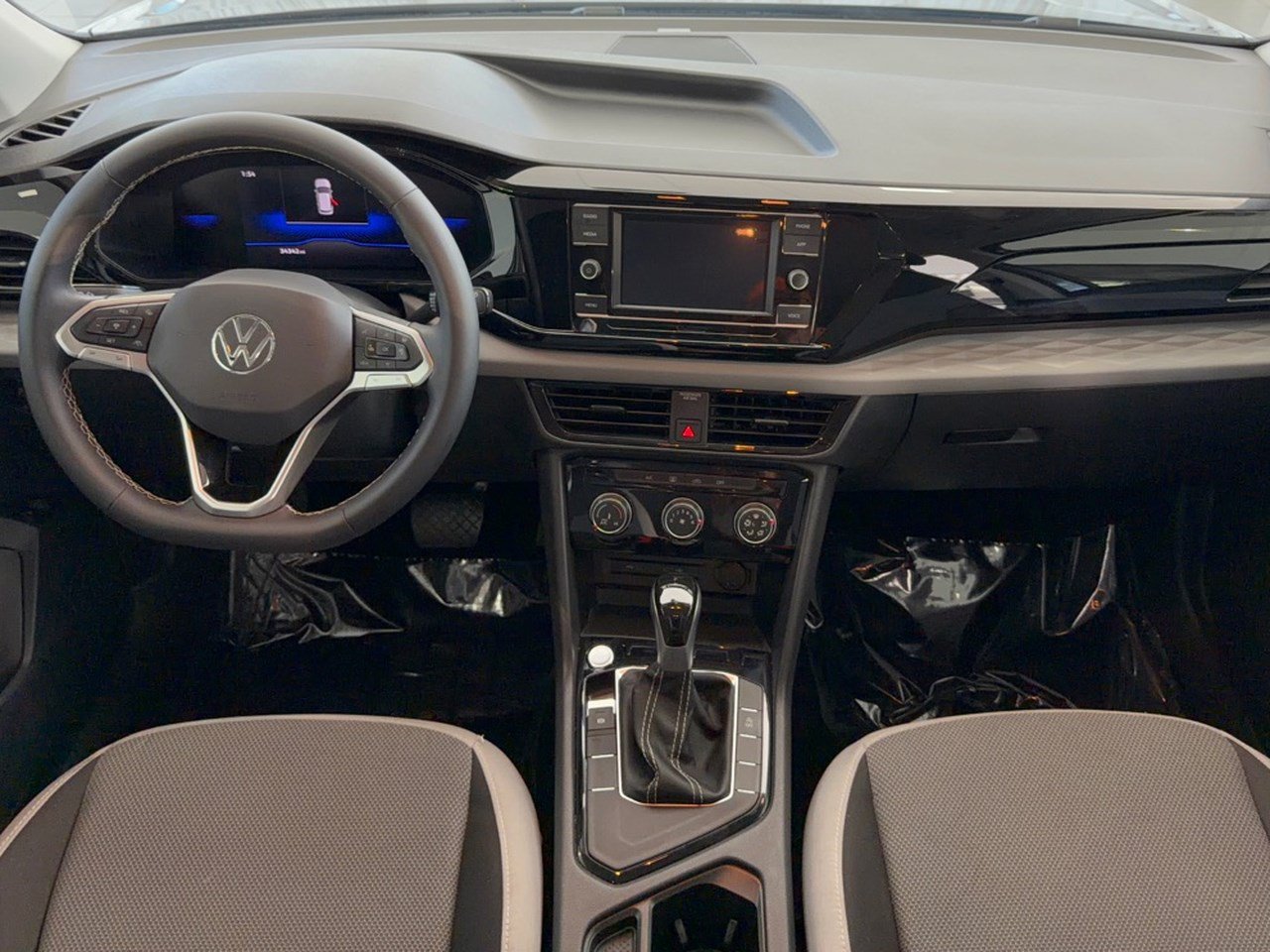 Used 2024 Volkswagen Taos S FWD image 17
